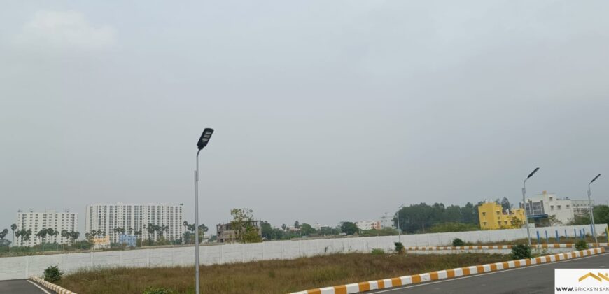 Plot in Mannivakkam