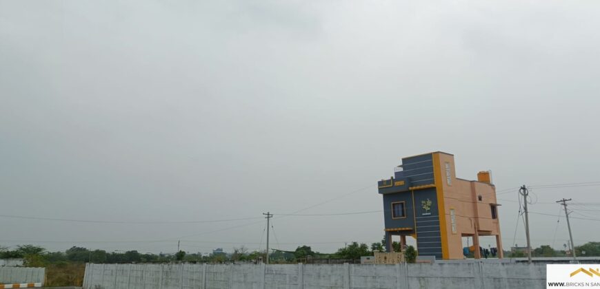 Plot in Mannivakkam