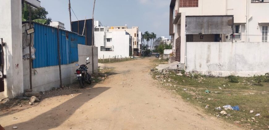 Plots in Kundrathur